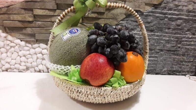 Cách bọc giỏ hoa quả đơn giản tại Sunrisefruits