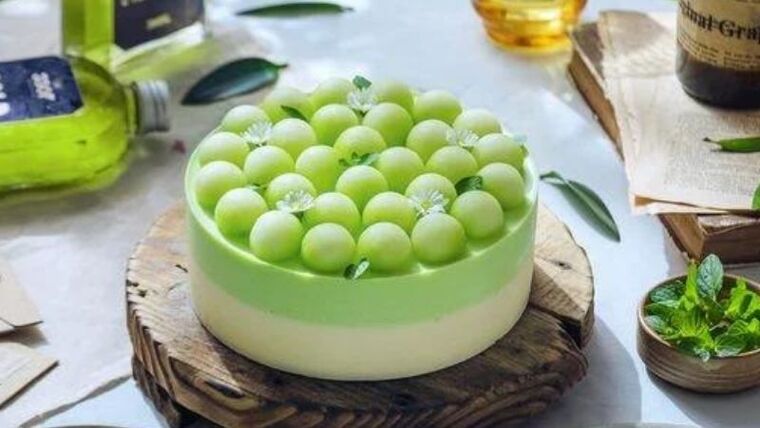 Bánh sinh nhật dưa lưới
