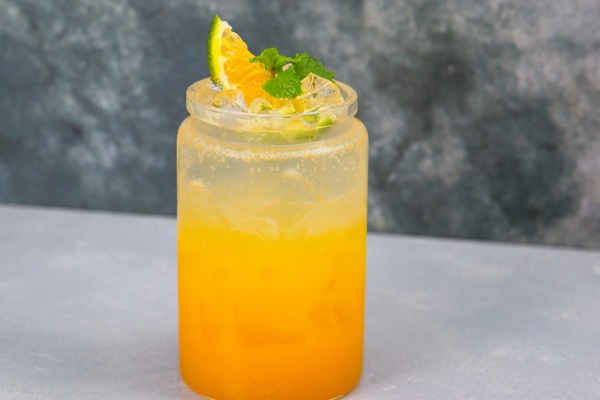 Sunrise Fruit cung cấp xoài tươi mới mỗi ngày để làm soda xoài