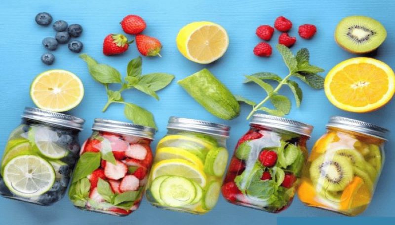 Nước uống detox là gì, có tốt không?