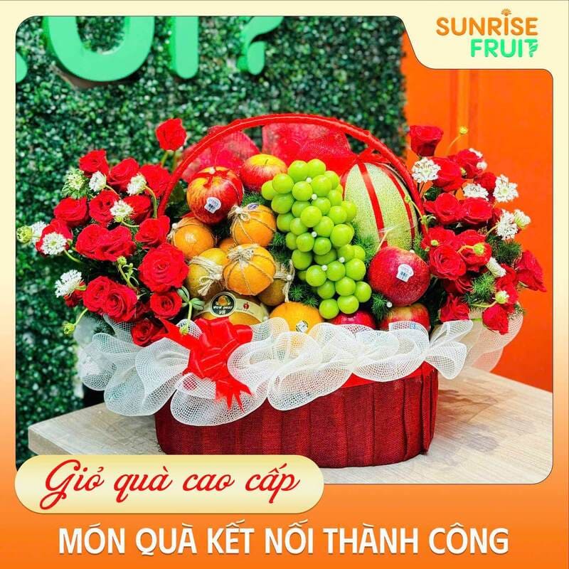 Giỏ trái cây tươi là món quà thích hợp để tặng đối tác và khách hàng.