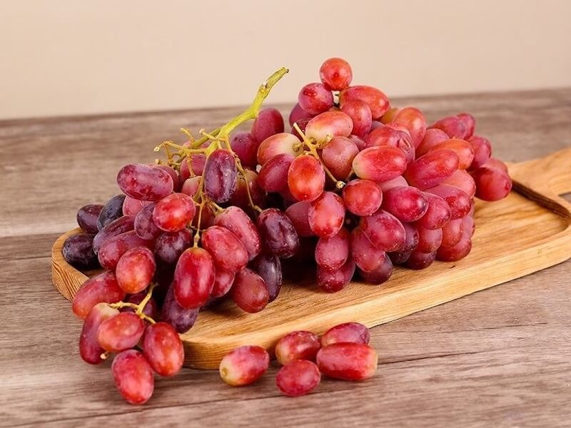 Nho cung cấp hợp chất bảo vệ mạch máu, ngăn chặn chứng đau đầu