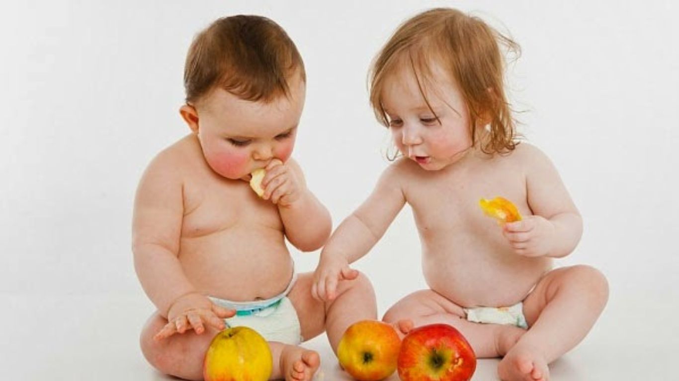 Táo giúp ngừa táo bón cho bé