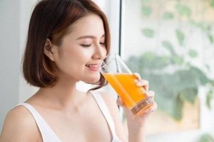 Uống nước cam vào thời điểm nào tốt nhất trong ngày để cung cấp vitamin cho cơ thể?